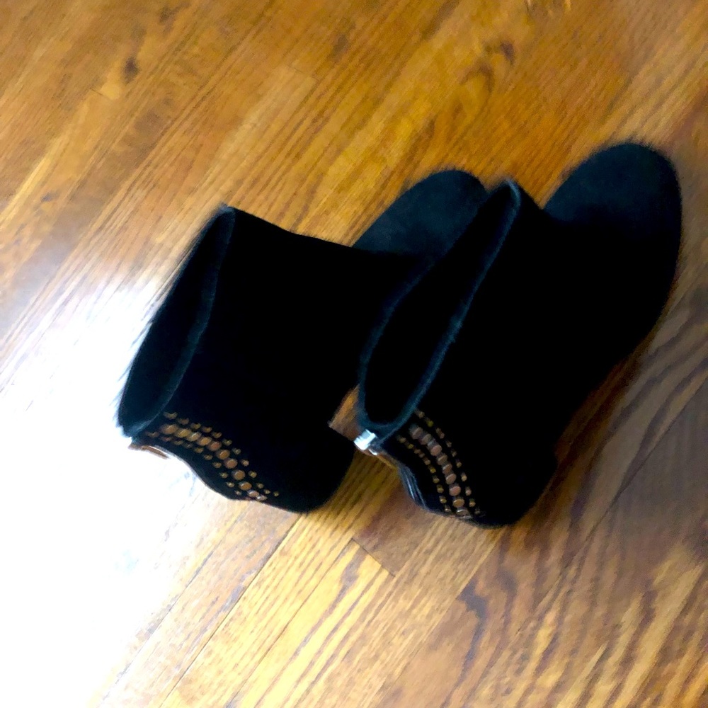 Womens suede boots